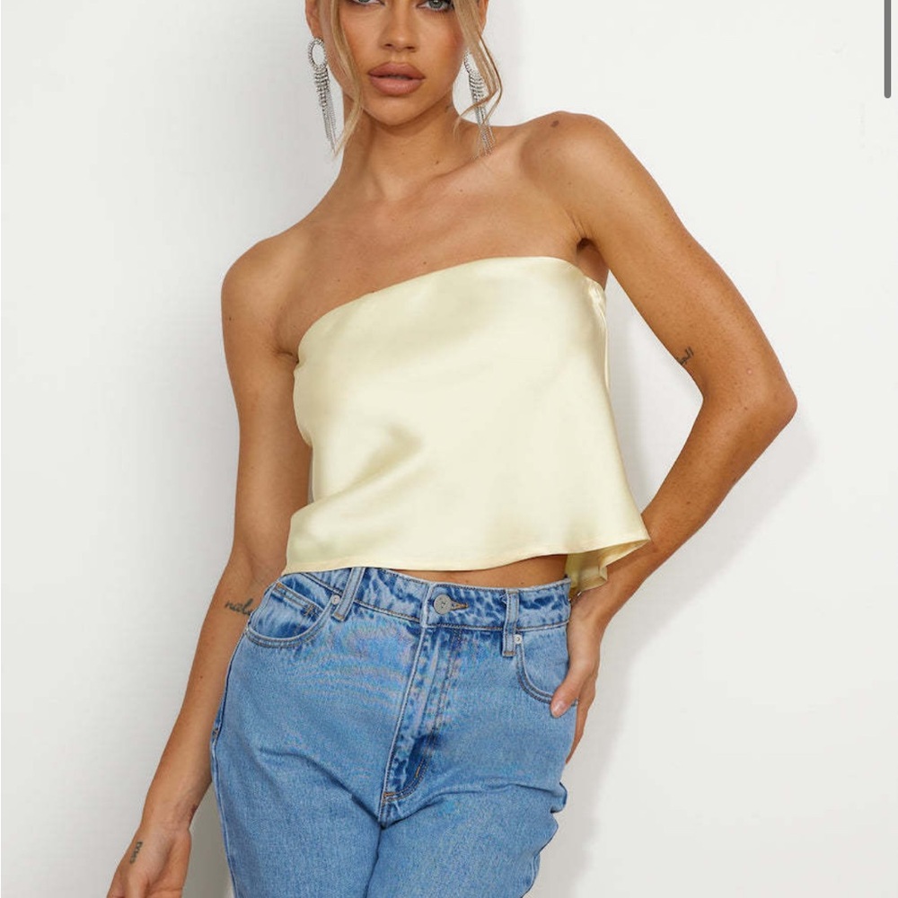 NWT - Hello Molly Fresh Style Satin Top